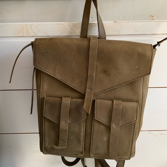 Magnolia tracker backpack - Picture 3 of 3